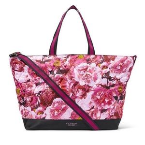 NEW VICTORIA’S SECRET QUILTED NYLON LARGE WEEKENDER DUFFLE TOTE BAG PINK…